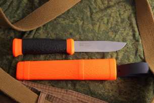 Morakniv нож Outdoor 2000 Orange нержавеющая сталь