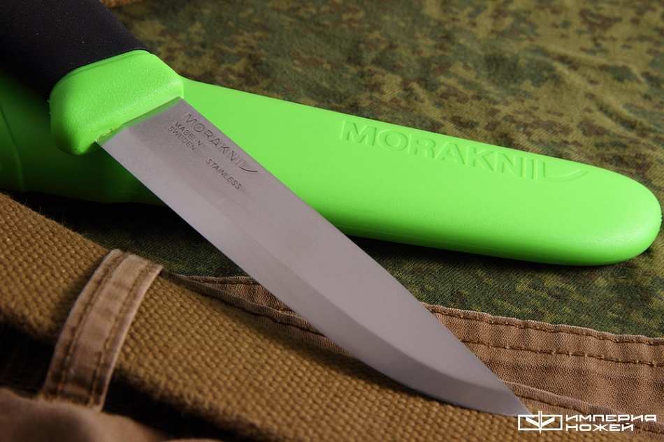 нож туристический Companion Green нержавеющая сталь – Morakniv фото 3