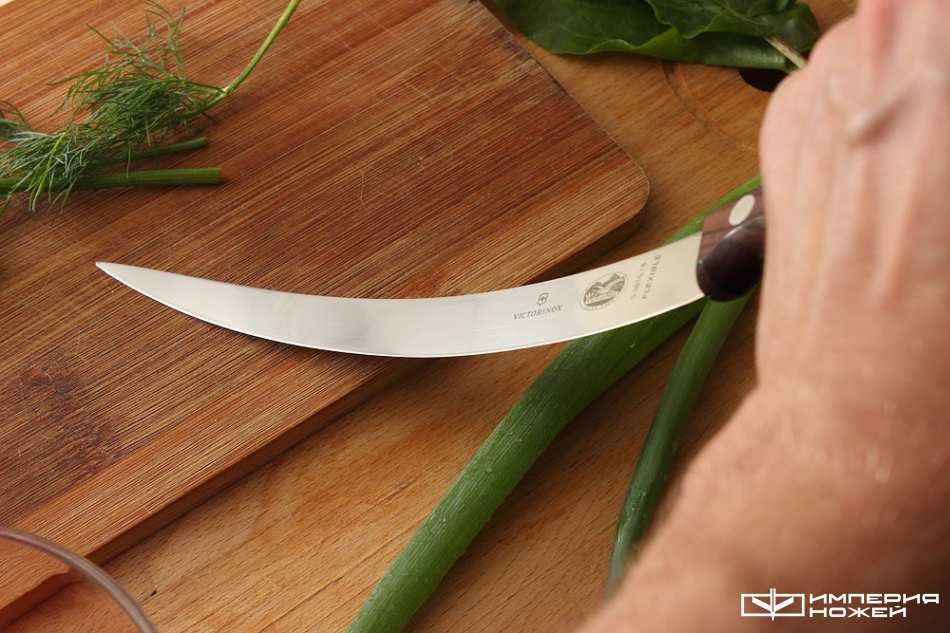 Нож для филе 18.0 дерево – Victorinox фото 3