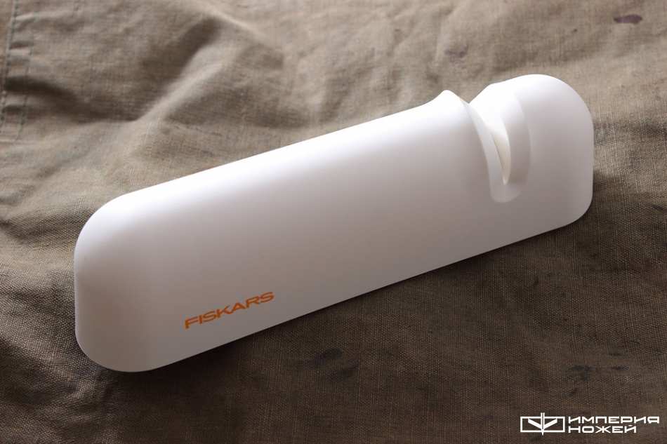 Точилка Roll-Sharp – Fiskars