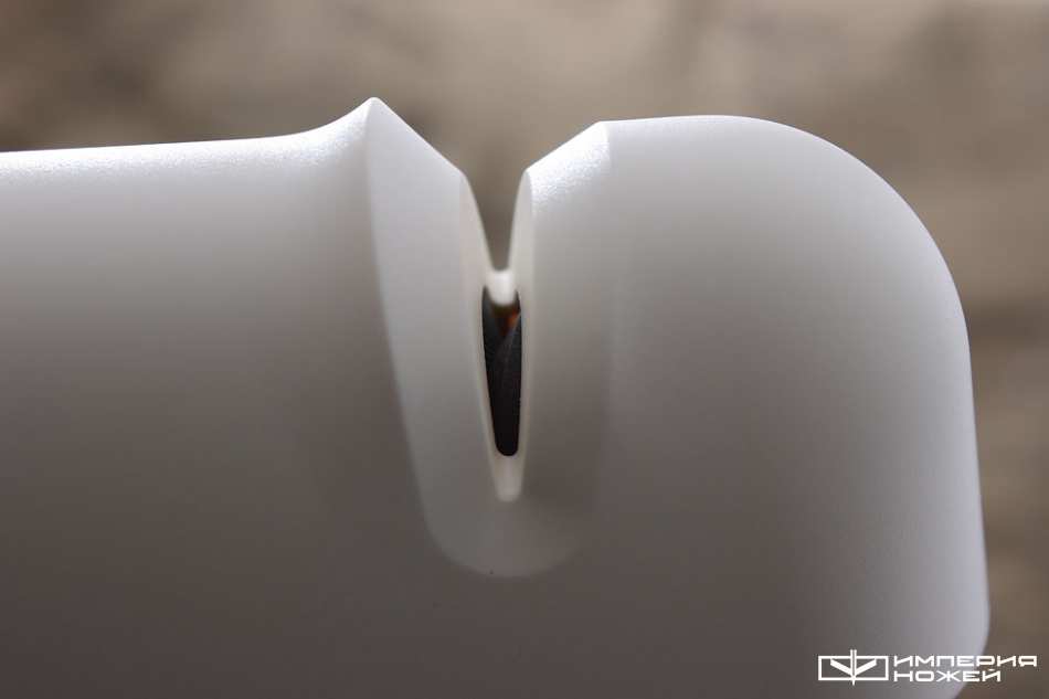 Точилка Roll-Sharp – Fiskars фото 2