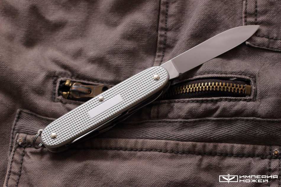 складной многофункциональный нож Pioneer X Alox – Victorinox фото 3