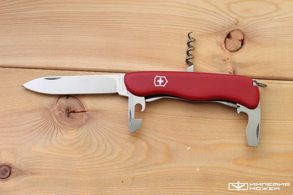швейцарский многофункциональный нож Nomad красный – Victorinox