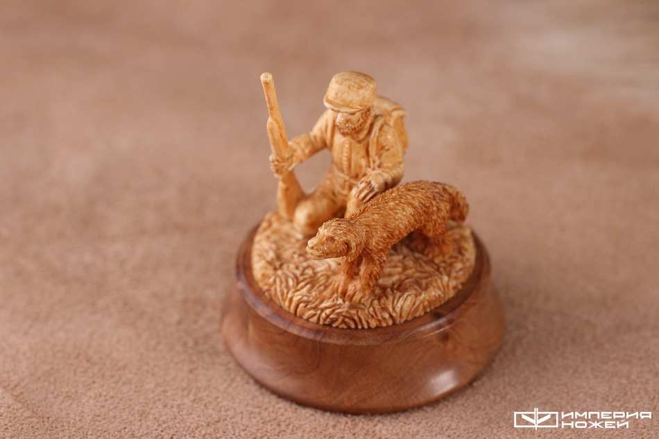 Скульптура из бивня мамонта Охотник – Северная корона фото 3