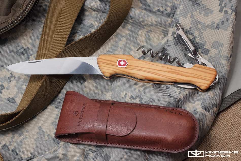 Нож Victorinox Wine Master Olive Wood – Victorinox