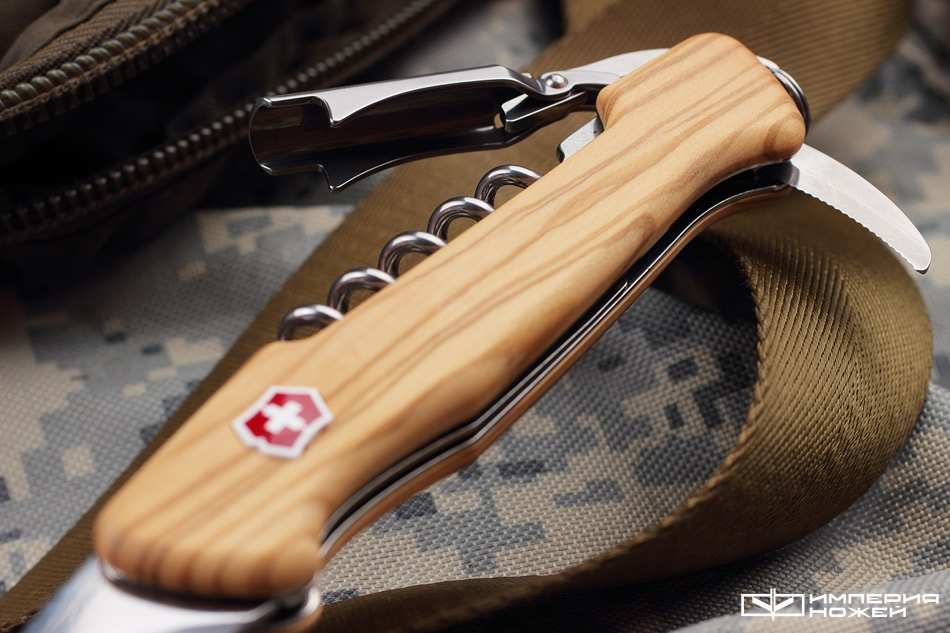 Нож Victorinox Wine Master Olive Wood – Victorinox фото 4