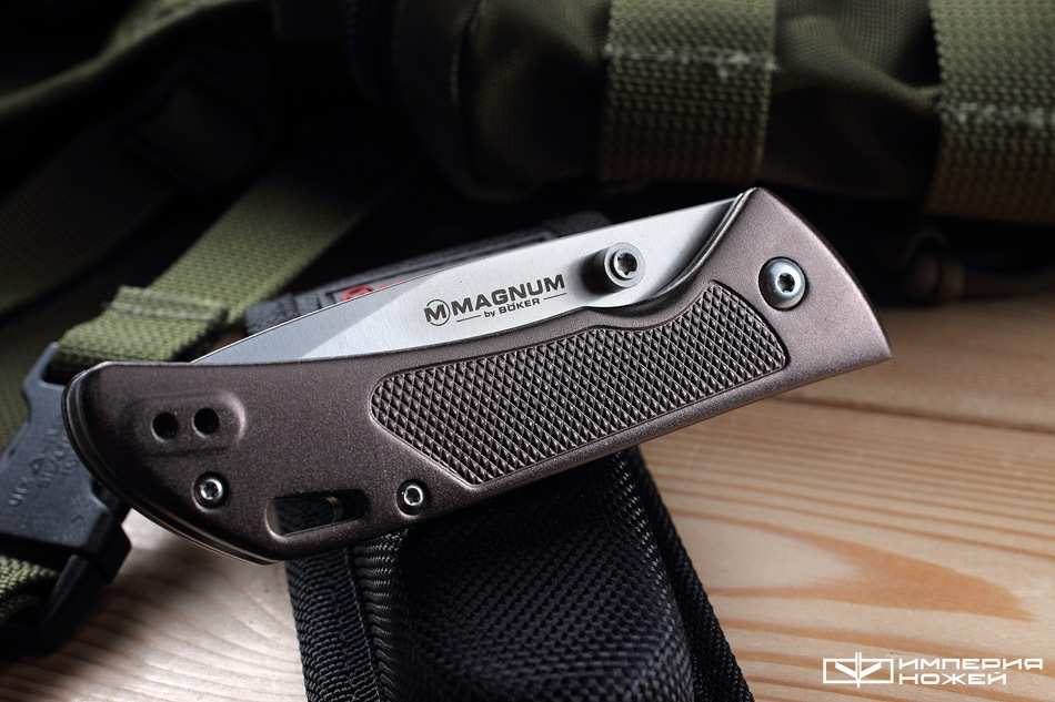 Нож Magnum by Boker Advance Checkering Dark Bronze – Magnum by Boker фото 5