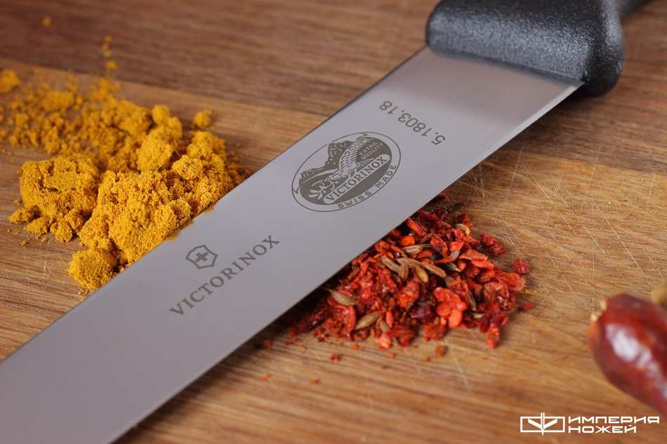 Кухонный рыбный нож для нарезки Swiss Classic – Victorinox фото 3