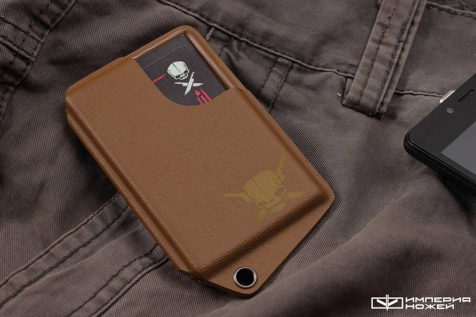 Кардхолдер 3.0 (коричневый) – Pirate Custom