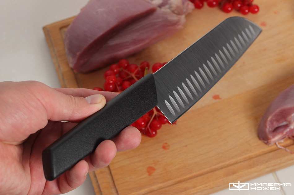 Нож Santoku 6.9053.17KB – Victorinox фото 7