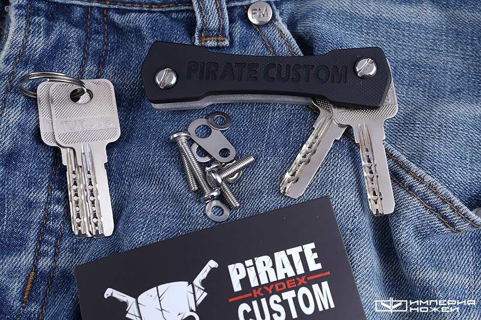 Ключница черная G10 гладкая текстура – Pirate Custom фото 2