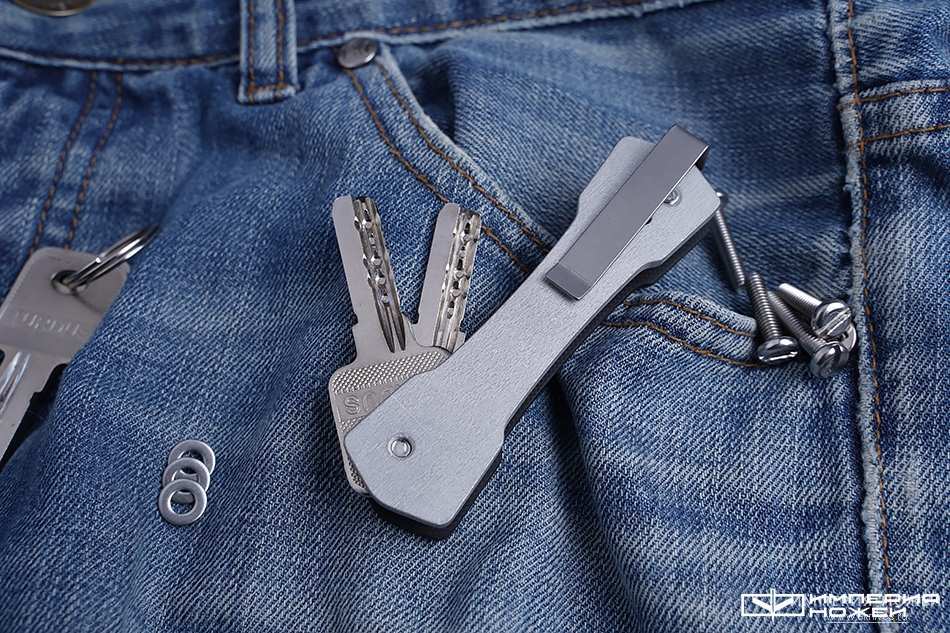 Ключница черная G10  – Pirate Custom фото 3