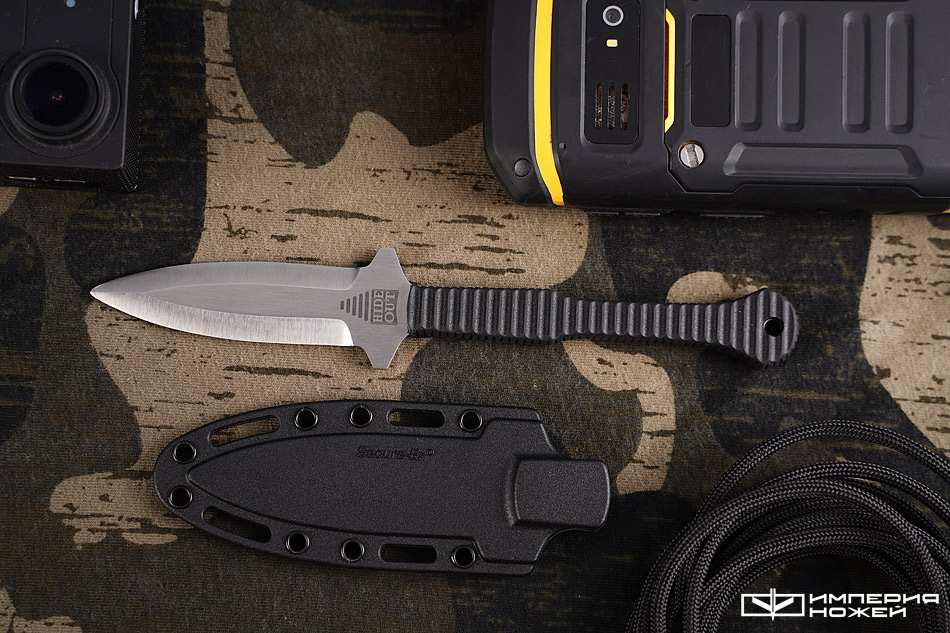 Hide Out – Cold Steel