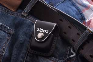 Zippo Zazhigalki  Чехол с петлей для зажигалки Zippo LPLBK