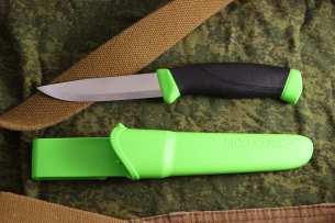 Morakniv нож туристический Companion Green нержавеющая сталь