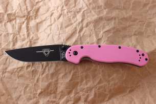 Ontario Нож складной RAT-1 Black Blade Pink Handle