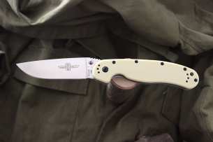 Ontario Нож складной RAT-1 Limited Edition Satin Blade Desert Tan Handle D2 8867TN