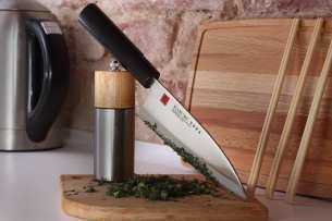 Kasumi  Нож кухонный Деба Tora 36850