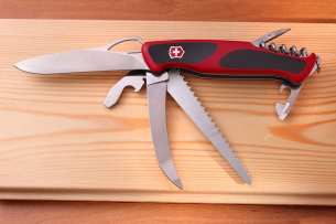 Victorinox RangerGrip 57 Hunter 0.9583.MC