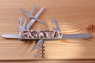 Victorinox Huntsman Desert Camouflage
