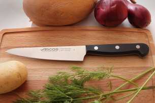 Arcos  Нож кухонный универсальный 14 см