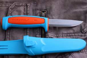 Morakniv Morakniv Basic 511 углеродистая сталь, синий
