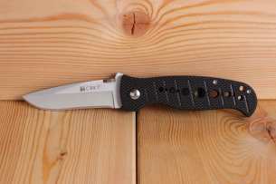 CRKT Falcon