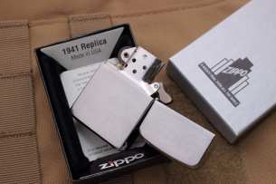 Zippo Zazhigalki  Zippo Replica Brushed Chrome Finish