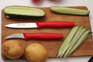 Arcos  Набор из 2-х ножей для чистки и нарезки овощей