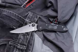 Spyderco Складной нож Police 4 Lightweight  07PBK4