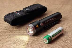 Led Lenser Фонарь светодиодный MT10