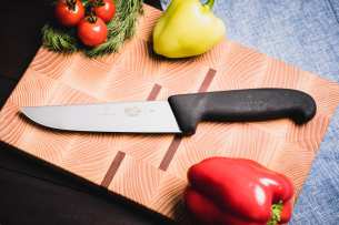 Victorinox Кухонный разделочный нож 5.5203.16