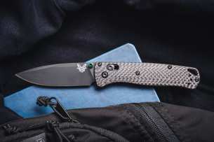 Benchmade Складной нож Bugout Carbon M4