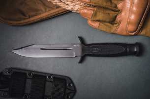 Saro Нож с фиксированным клинком НР 2000